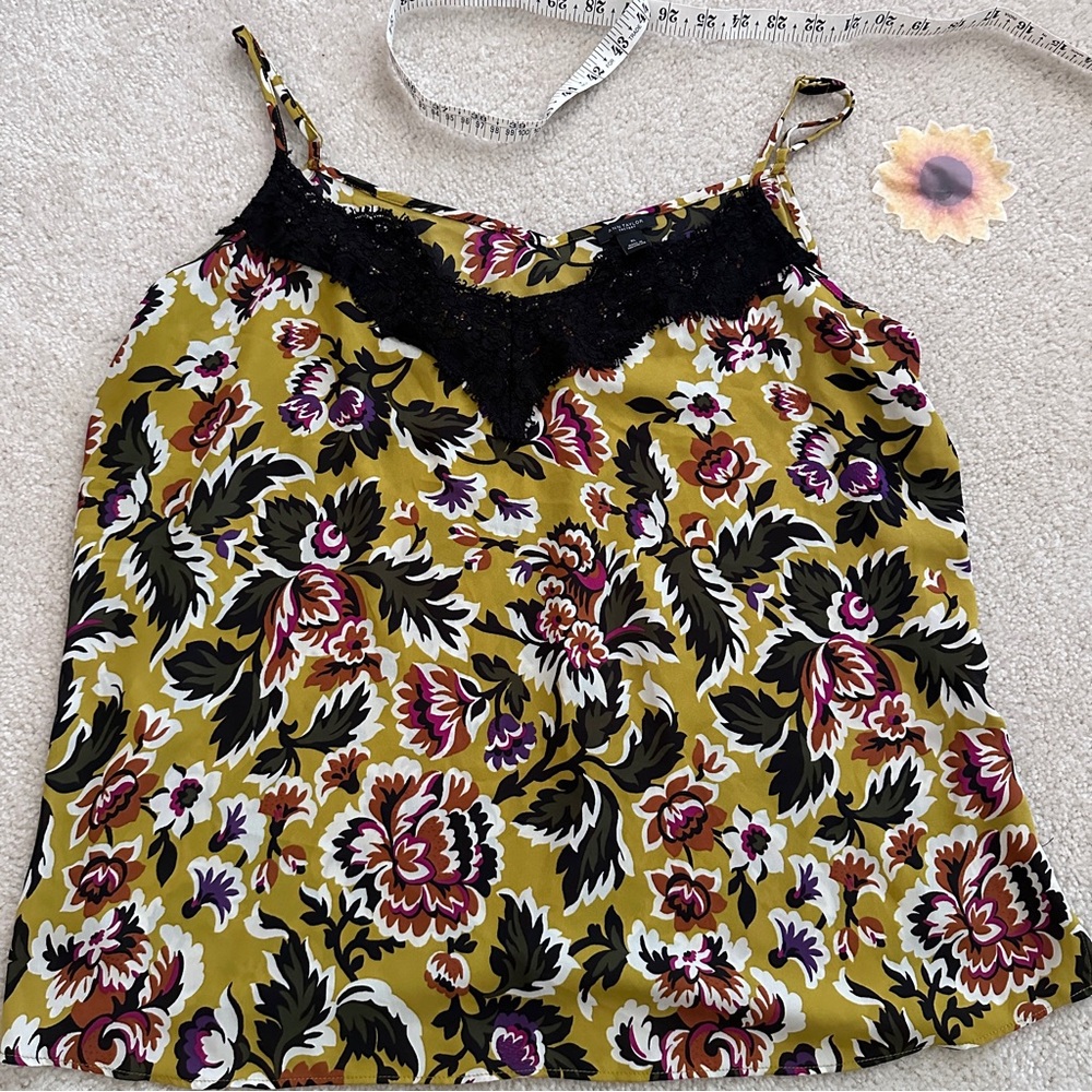 ANN TAYLOR Floral & Lace Tank Top with Adjustable Straps